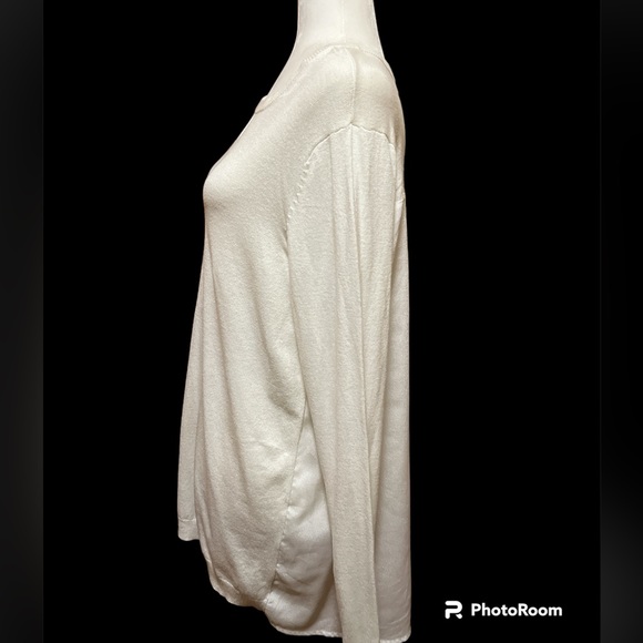 White Sweater - Picture 2 of 4